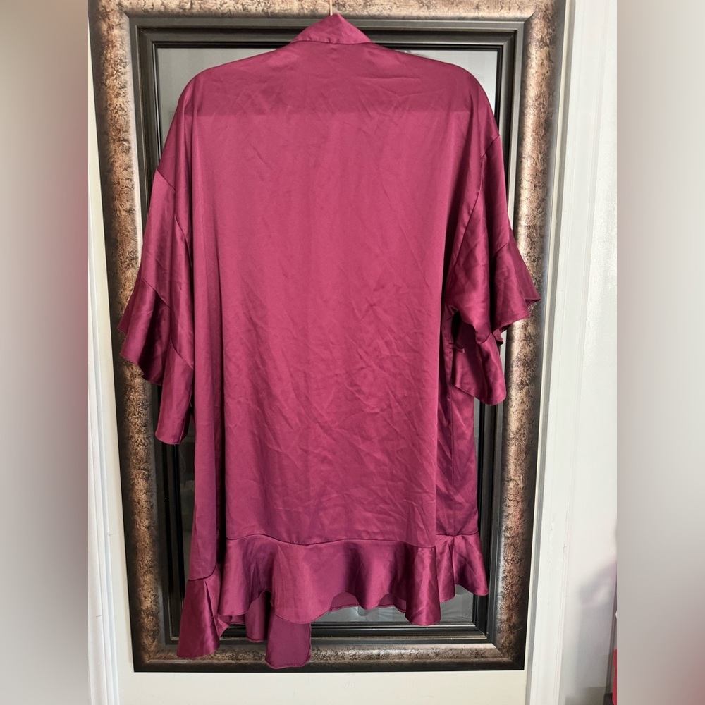 Victoria secret robe size M/L In excellent condition. - Picture 5 of 8